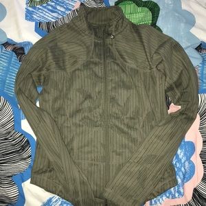 Lululemon running jacket